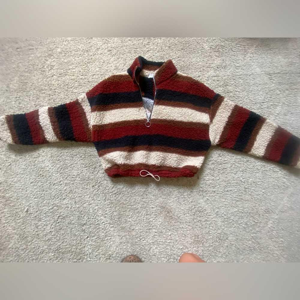Warm and cozy Sherpa crop sweater